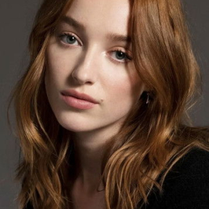 Phoebe Dynevor