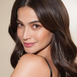 Anne Curtis
