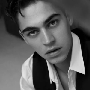 Hero Fiennes Tiffin