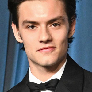 Louis Partridge