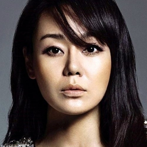 Yunjin Kim