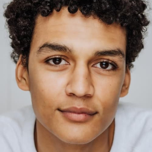 Evan Ellison